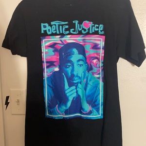 Graphic tee
